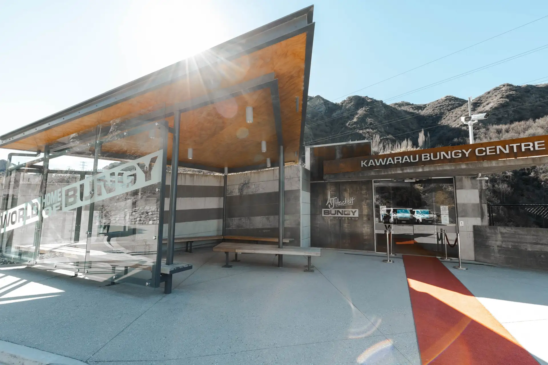 The Kawarau Bridge bungy site above the Kawarau River in the Gibbston Valley