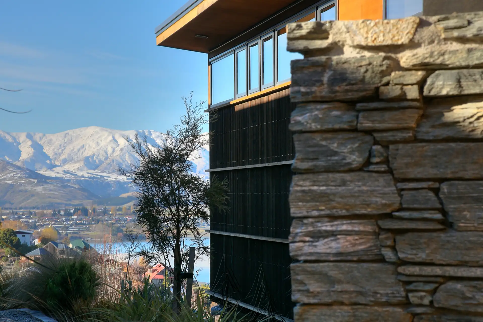 Luxury Lake Lookout