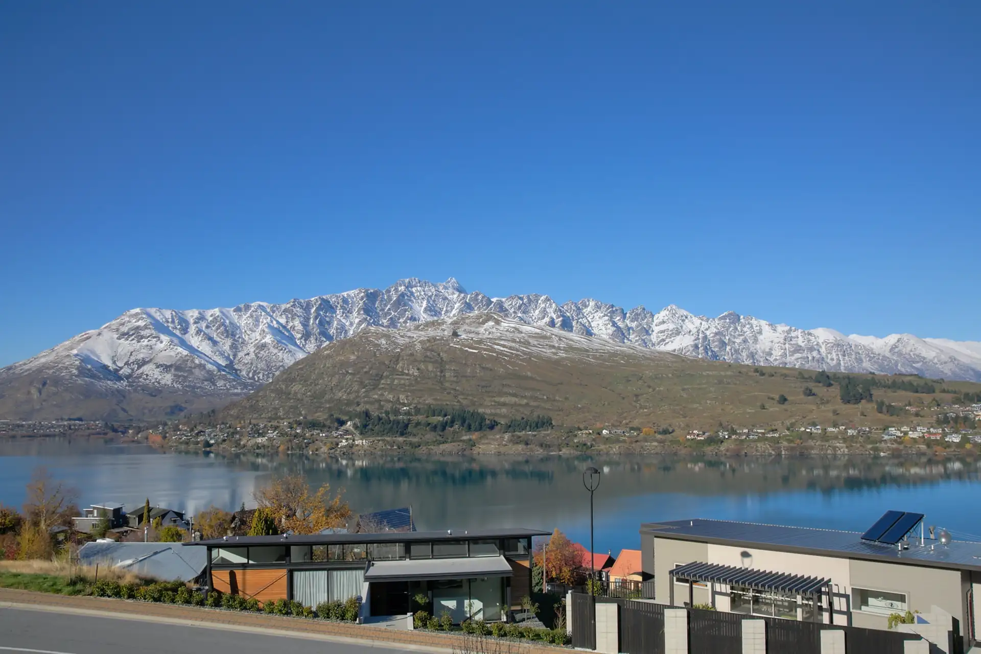 Luxury Lake Lookout