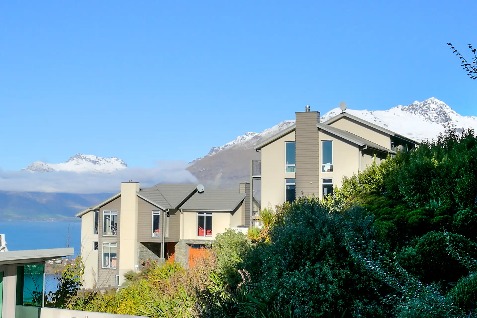 Lancewood Lane, Spa & Views
