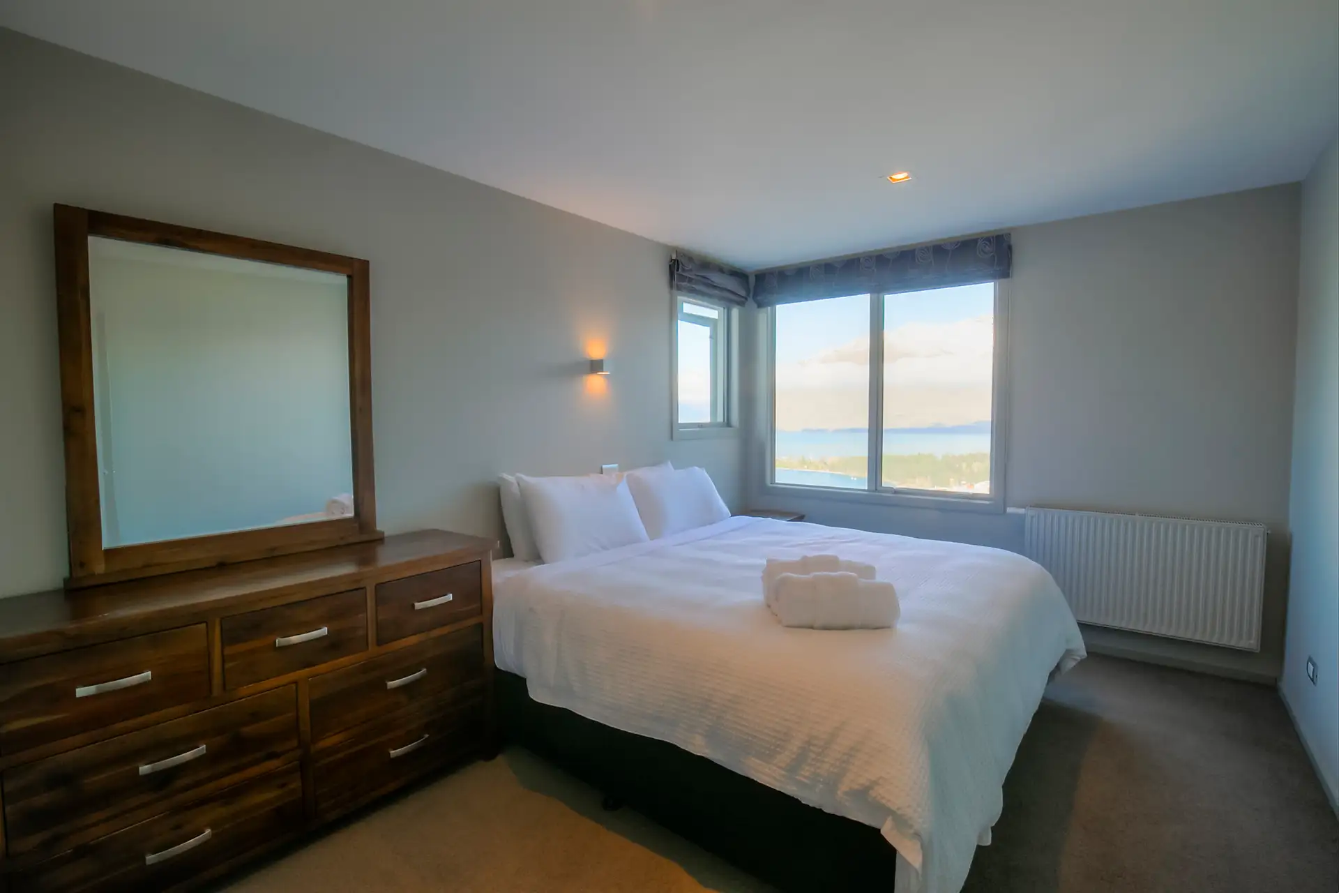 Lancewood Lane, Spa & Views