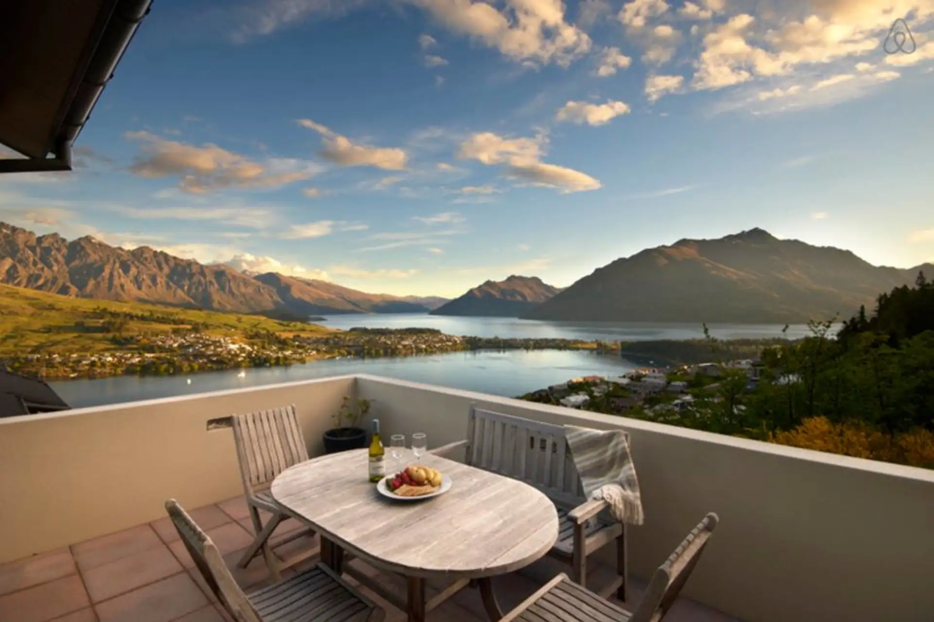 Lancewood Lane, Spa & Views