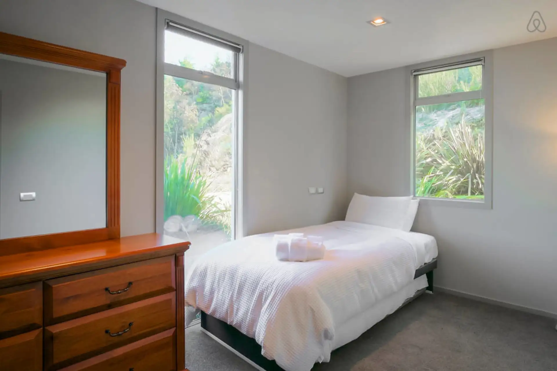 Lancewood Lane, Spa & Views