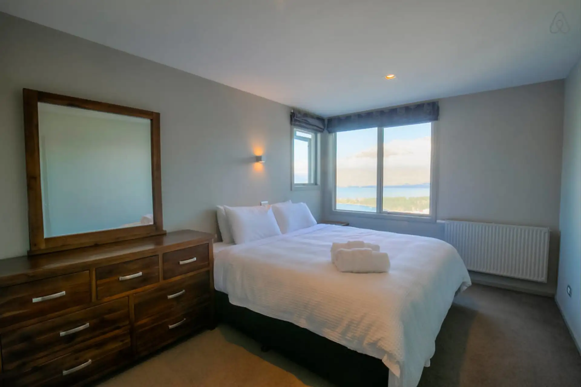 Lancewood Lane, Spa & Views