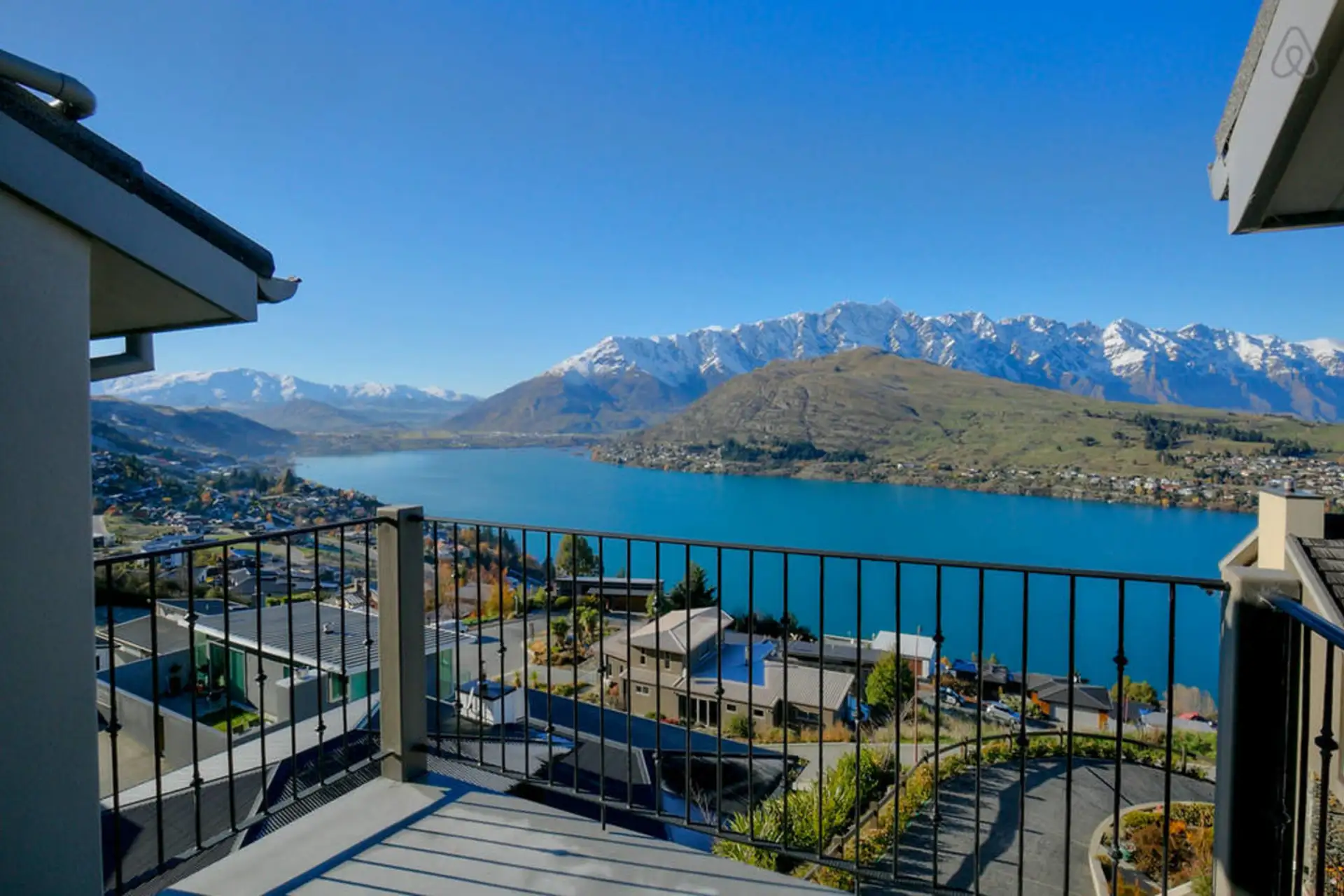 Lancewood Lane, Spa & Views