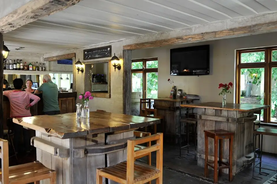 Gibbston Tavern