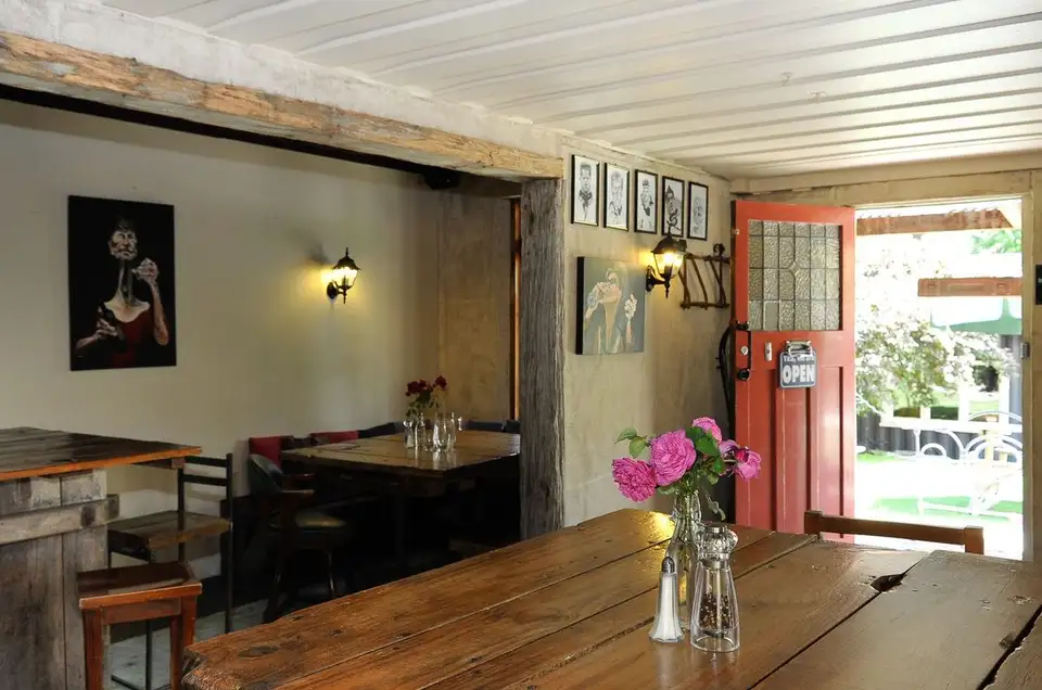 Gibbston Tavern