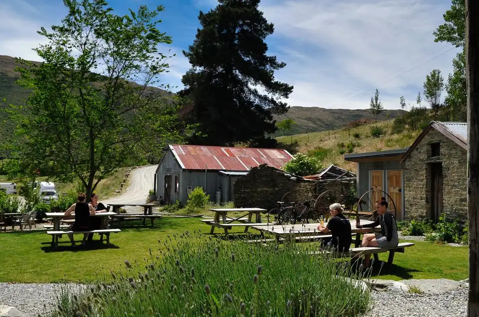 Gibbston Tavern