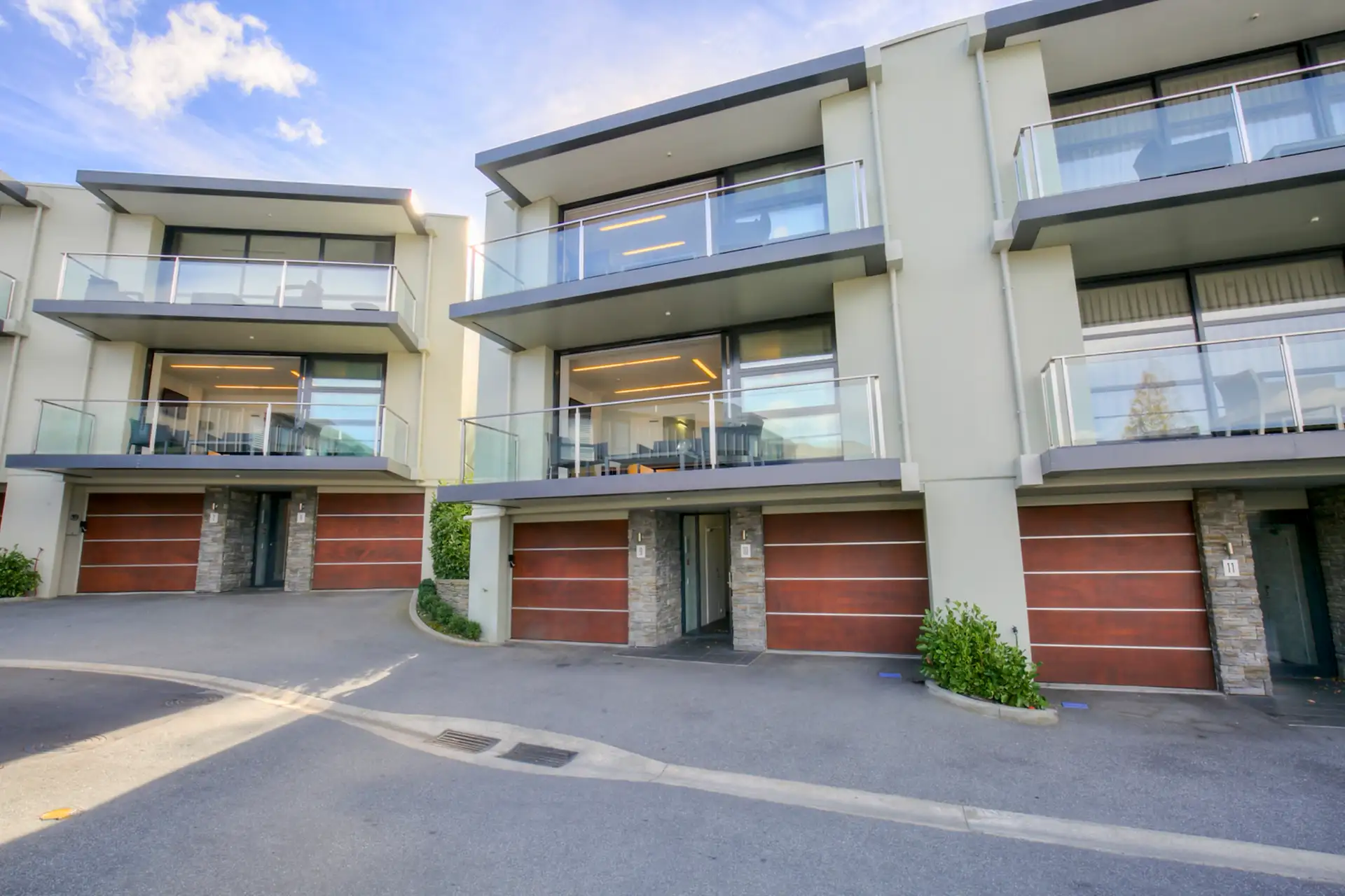 Terrace Apartment 09
