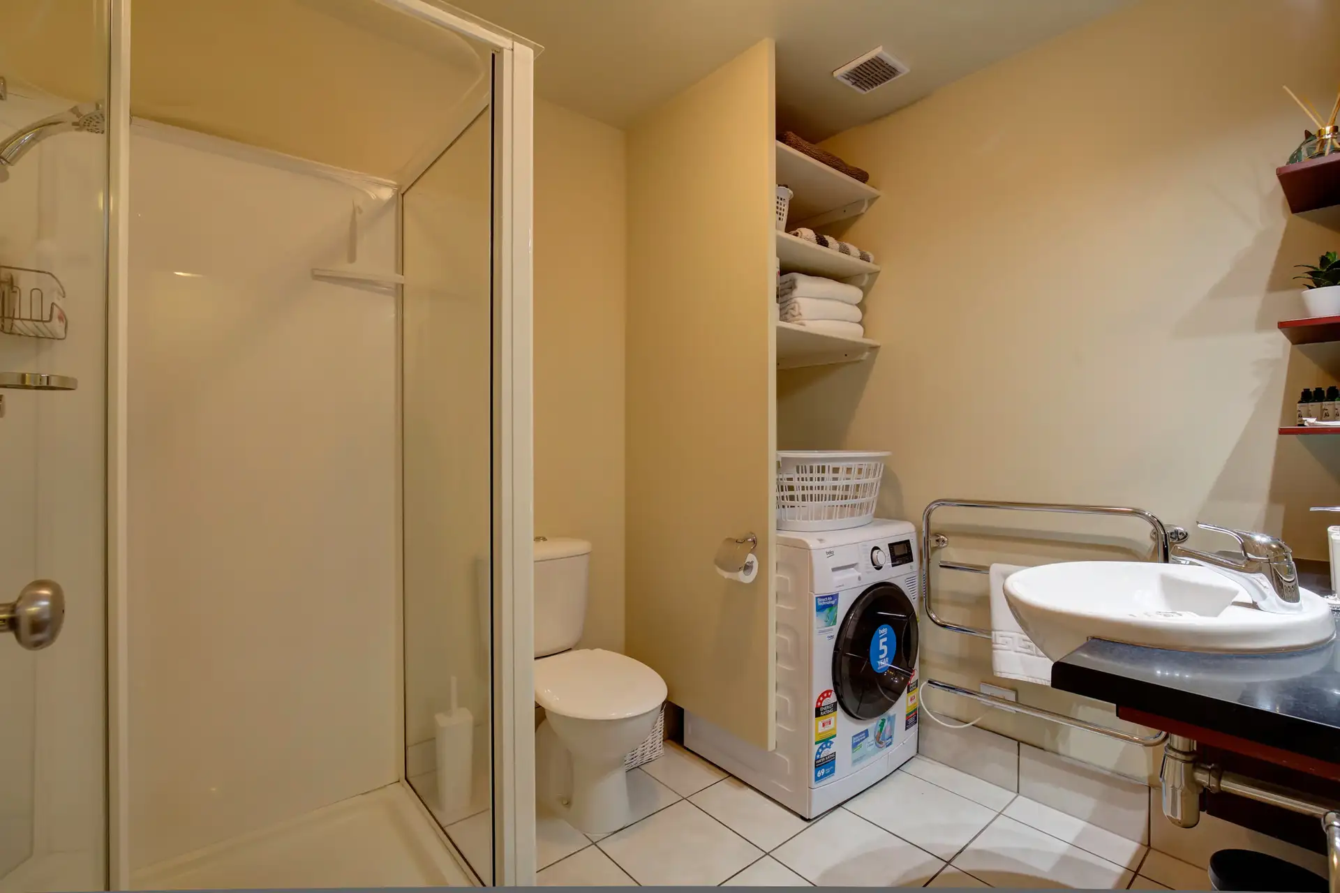 Beechwood Apartment 8