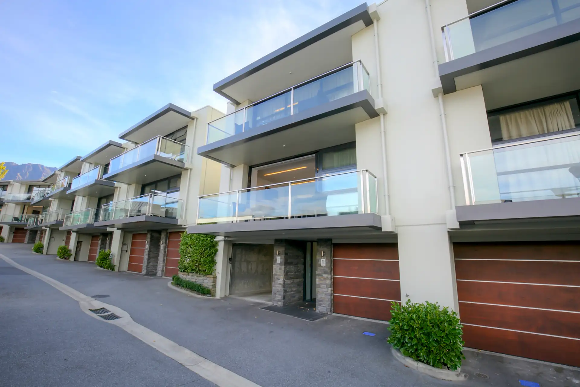 Terrace Apartment 17