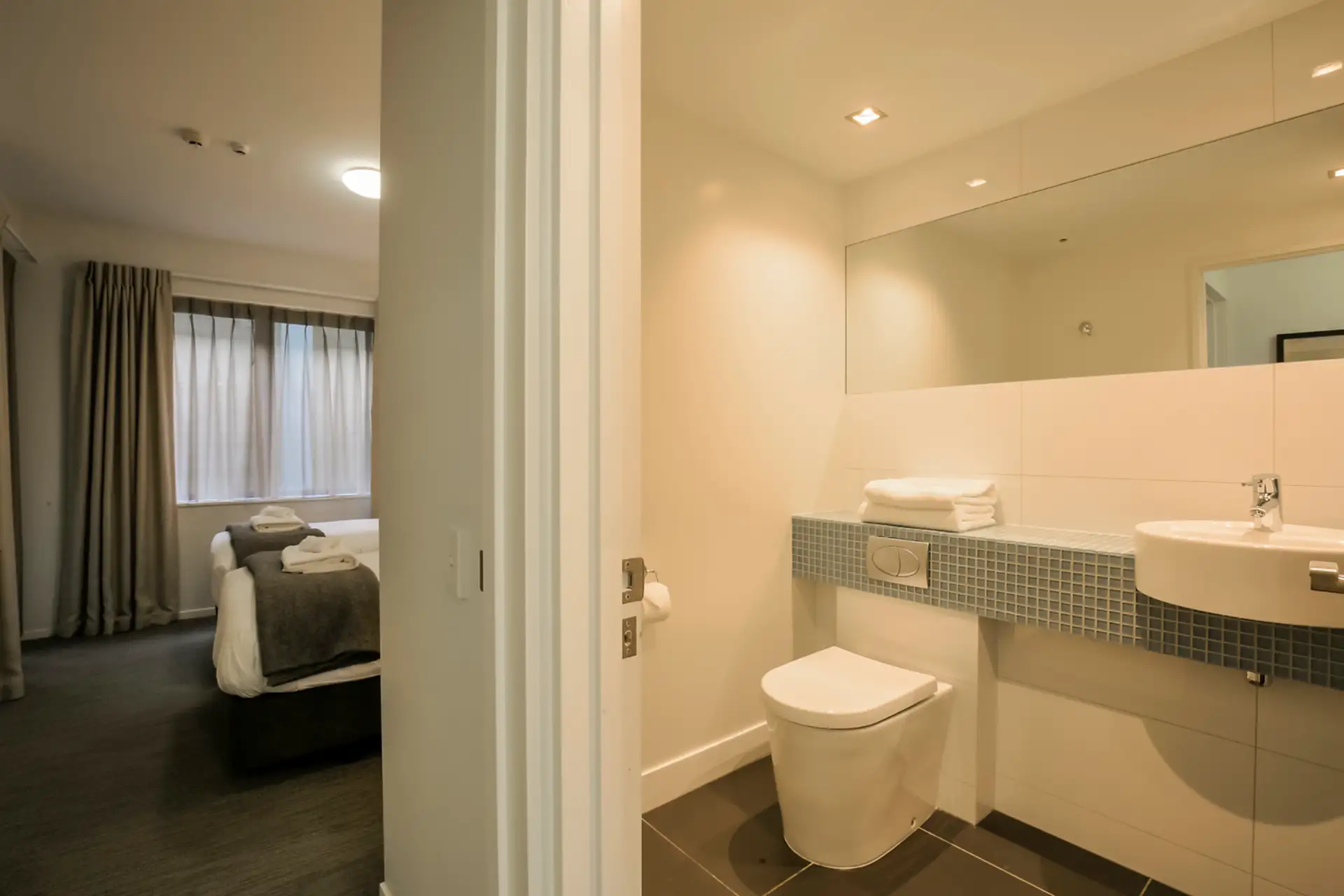 Terrace Apartment 17