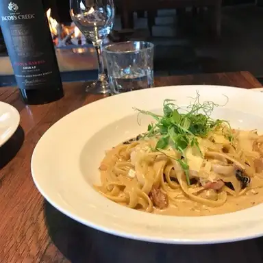 Brazz Steakhouse & Bar