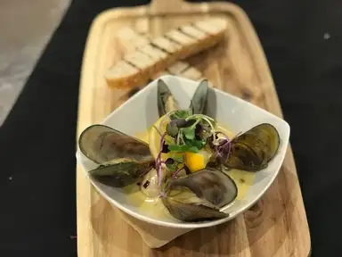Mackenzies Restaurant & Bar