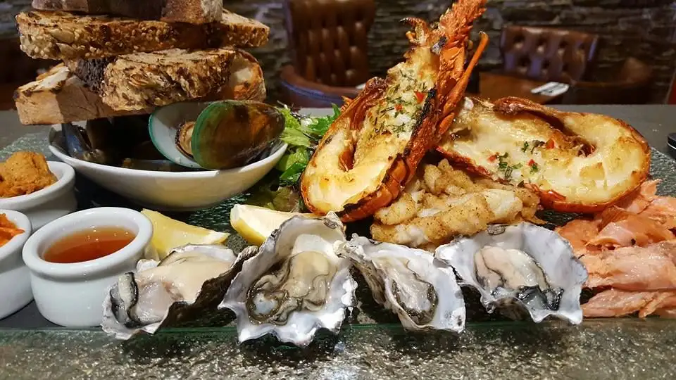 Captains Restaurant