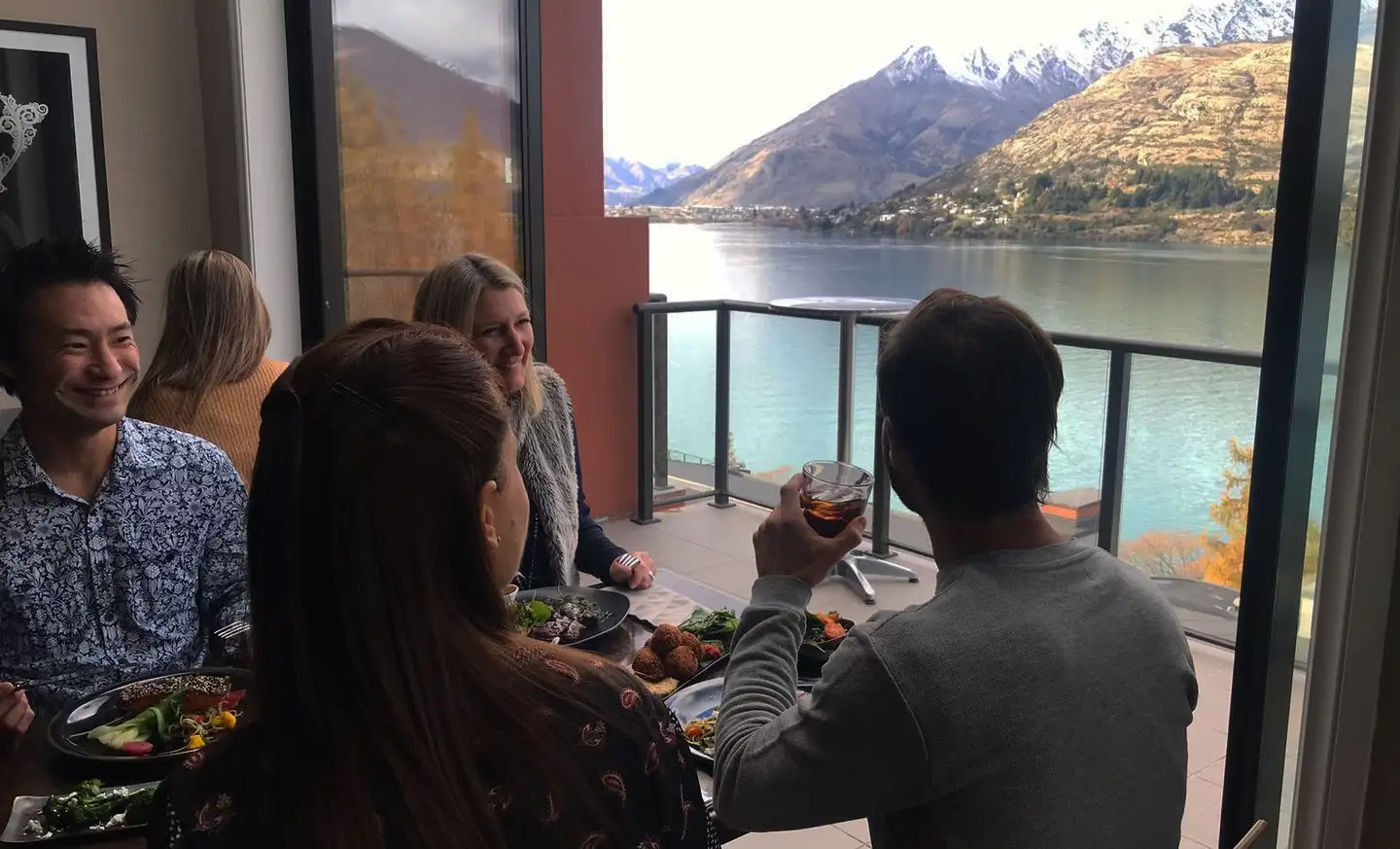 Shores Restaurant