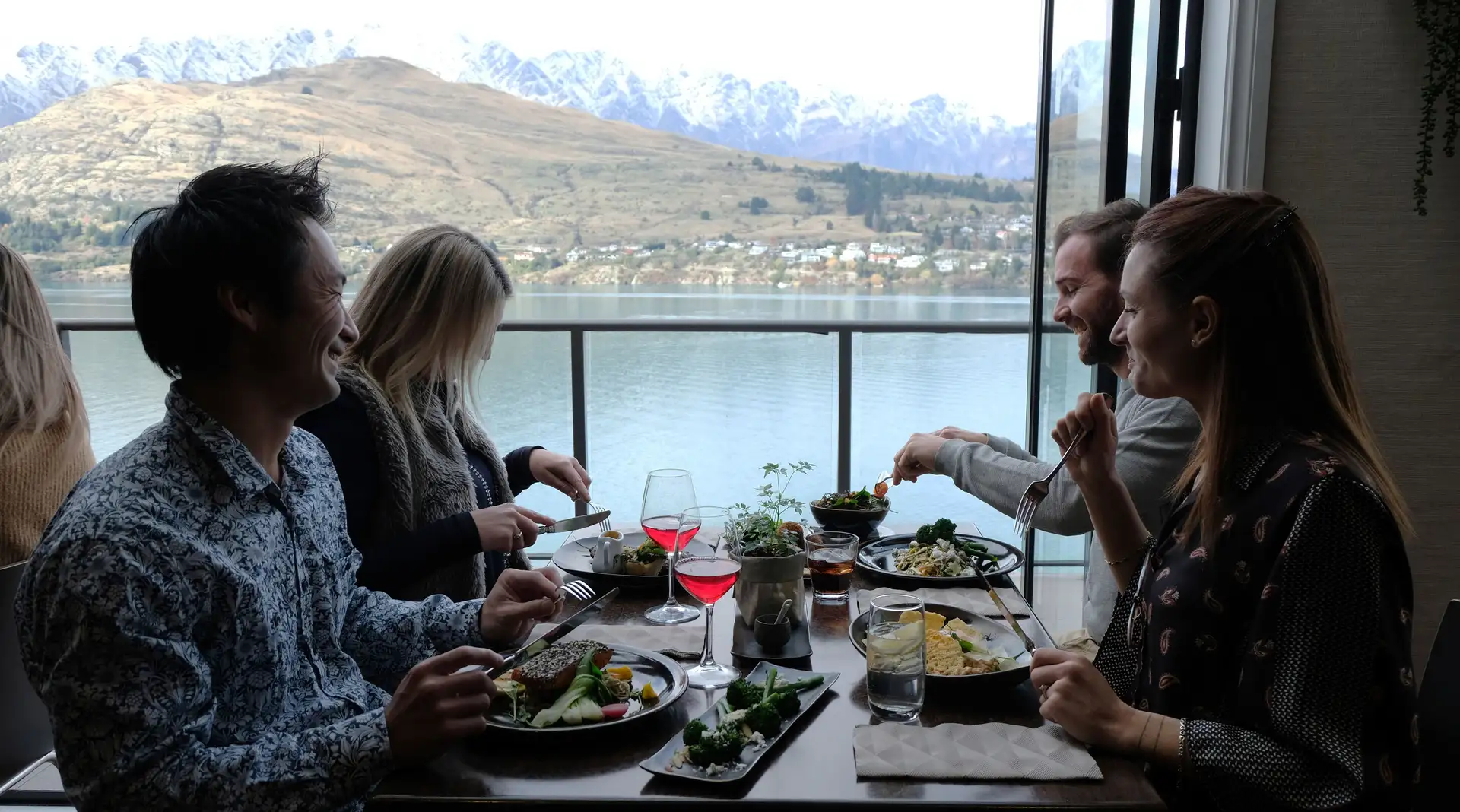 Shores Restaurant