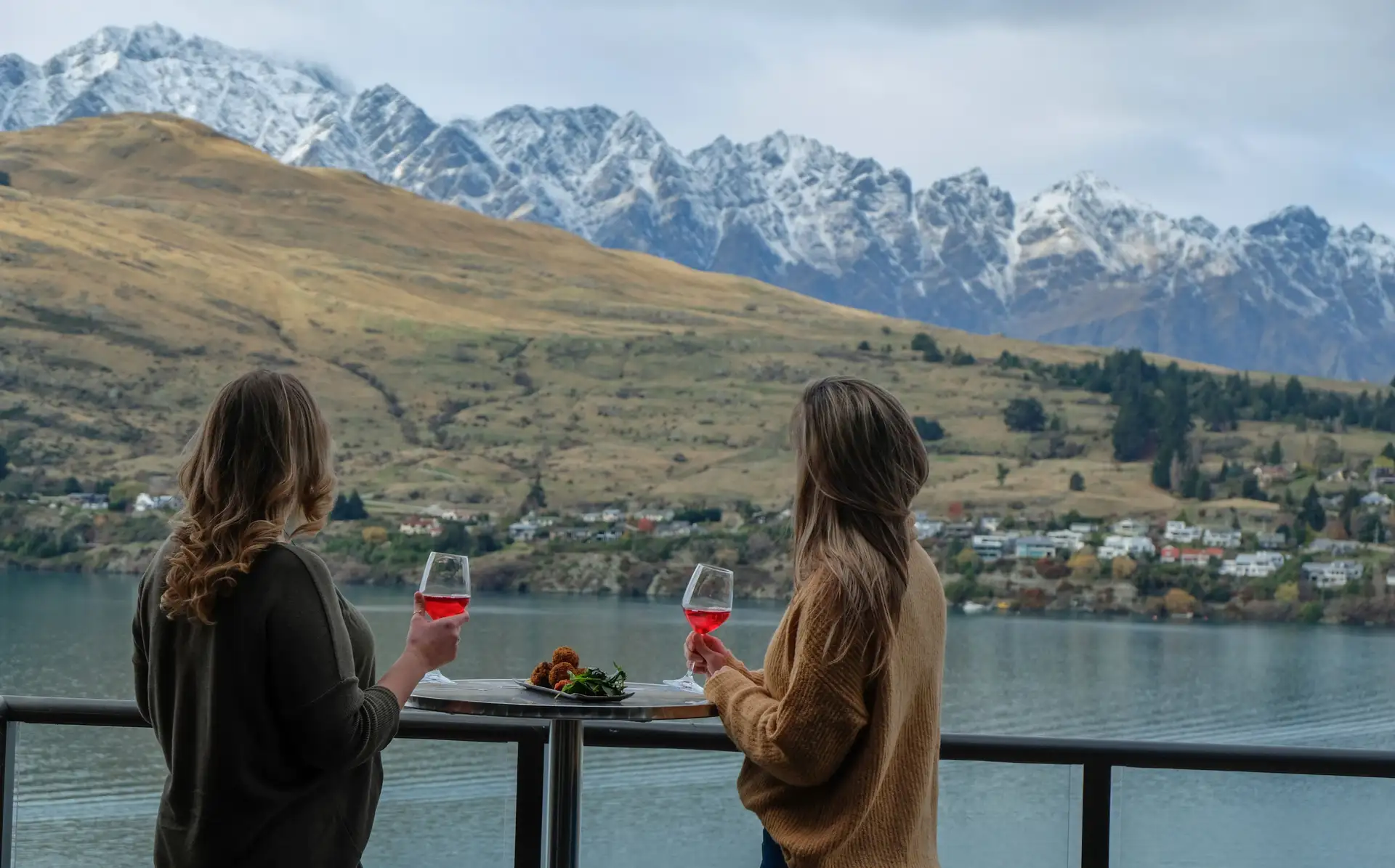 Shores Restaurant