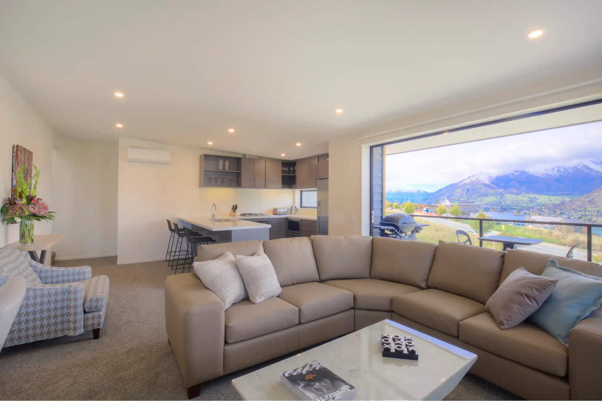 Remarkable Lake View