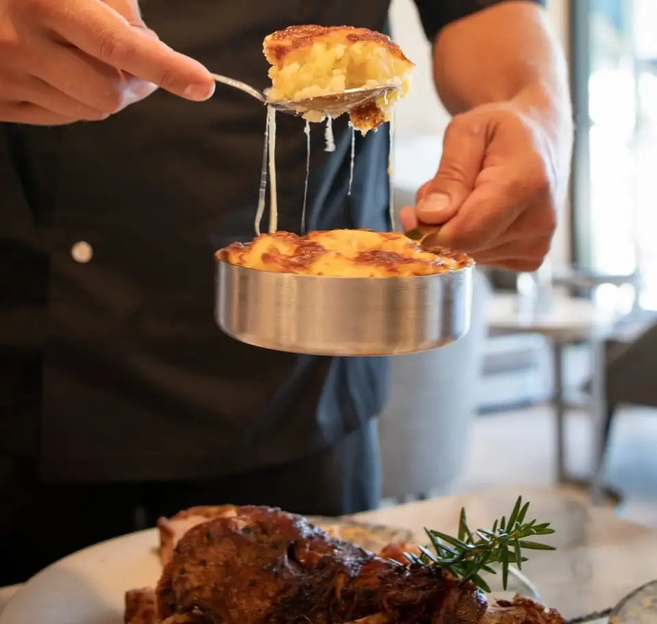 Oro Restaurant