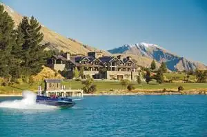 A bluebird day at Blanket Bay