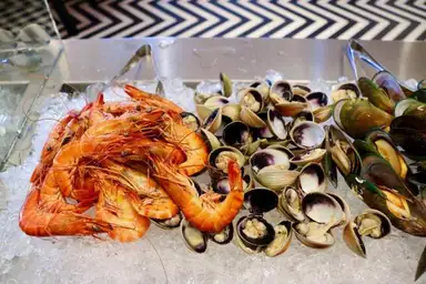 bazaar seafood station