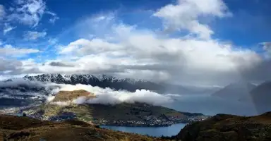 Queenstown Hill credit James Allan Photography2
