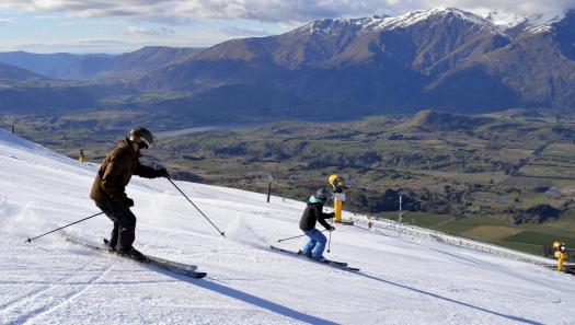 Coronet Peak stays open for another week!