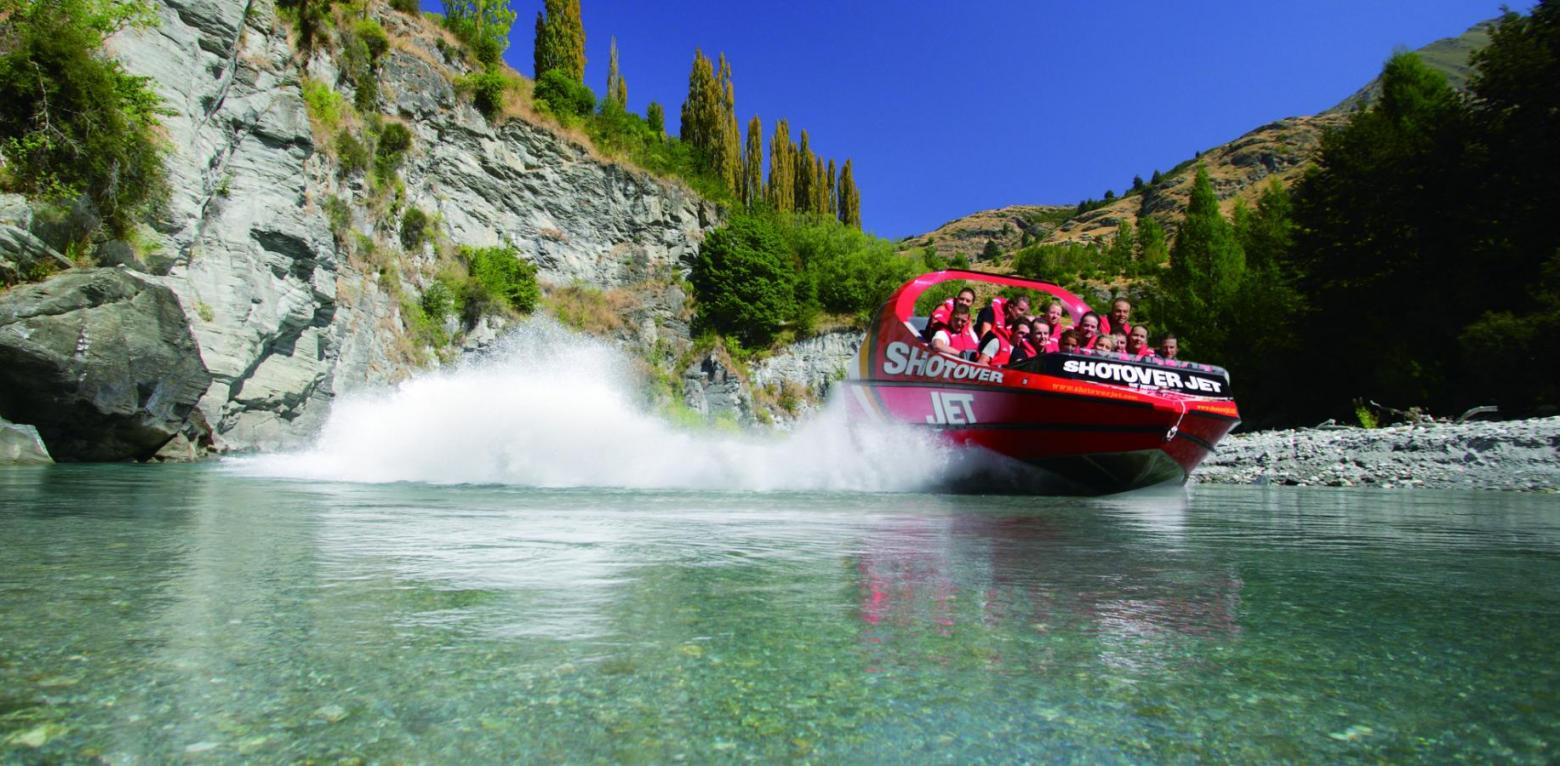 speed boat tours in queenstown